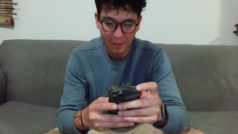 Snapshot of lobomx19 chatting on February 1, 2025, 2:37 am Lobo online show from February 1, 2025, 2:37 am