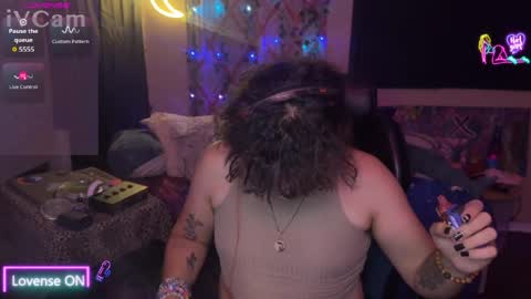 LobotomyPrincess online show from April 22, 2026, 5:10 am