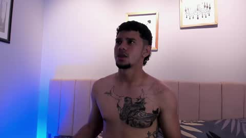 Snapshot of logan_9_ chatting on April 19, 2026, 2:44 am logan online show from April 19, 2026, 2:44 am