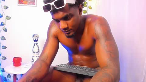 LOGAN DRAKE online show from March 6, 2025, 2:09 am