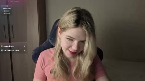 Snapshot of logandrive chatting on February 3, 2026, 1:38 pm Logan and Katana online show from February 3, 2026, 1:38 pm