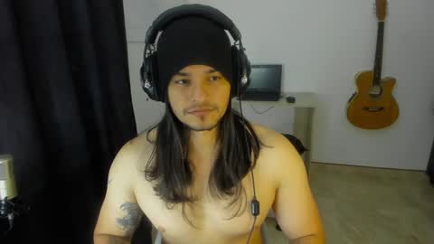 Snapshot of loganhot22 chatting on December 30, 2024, 8:43 am Logan online show from December 30, 2024, 8:43 am