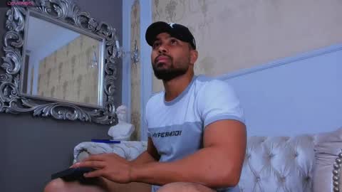 Snapshot of logansimmons chatting on October 6, 2025, 3:26 am U can call me Logan online show from October 6, 2025, 3:26 am