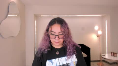Snapshot of loiseharper chatting on May 16, 2026, 7:56 pm Loise online show from May 16, 2026, 7:56 pm