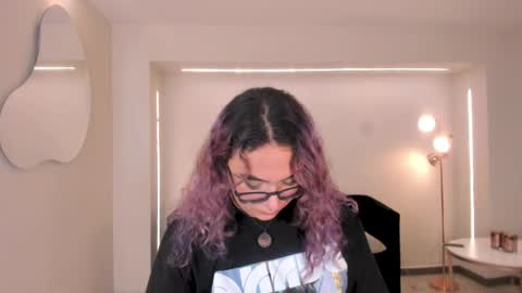 Snapshot of loiseharper chatting on May 16, 2026, 8:07 pm Loise online show from May 16, 2026, 8:07 pm