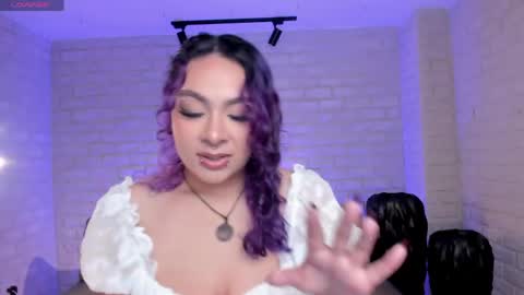 Snapshot of loiseharper chatting on May 28, 2026, 4:32 am Loise online show from May 28, 2026, 4:32 am