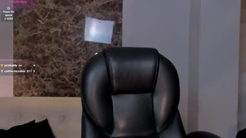 Snapshot of loiseharper chatting on June 11, 2026, 12:32 am Loise online show from June 11, 2026, 12:32 am