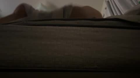 lokiiiii1998cubito online show from December 16, 2025, 12:43 pm