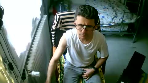 lokoum39 online show from October 29, 2025, 12:18 pm