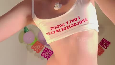 Snapshot of lola_creammy chatting on July 13, 2026, 11:51 pm Lola . online show from July 13, 2026, 11:51 pm
