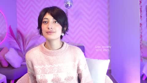 Lola online show from November 10, 2025, 4:50 pm