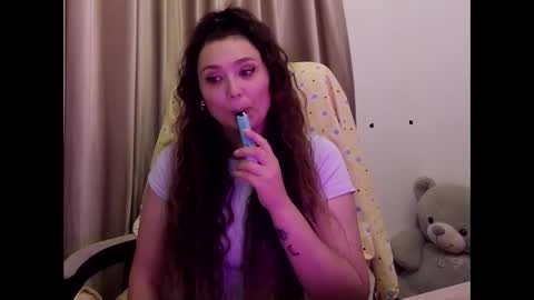 Snapshot of lola_creolla chatting on May 27, 2026, 11:29 am lola online show from May 27, 2026, 11:29 am