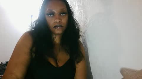 Snapshot of lola_thapinkbunny93 chatting on April 5, 2026, 9:23 pm Lola ThaPinkBunny7 online show from April 5, 2026, 9:23 pm