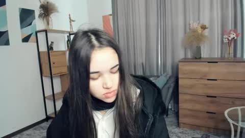 Melina online show from February 11, 2026, 9:03 am