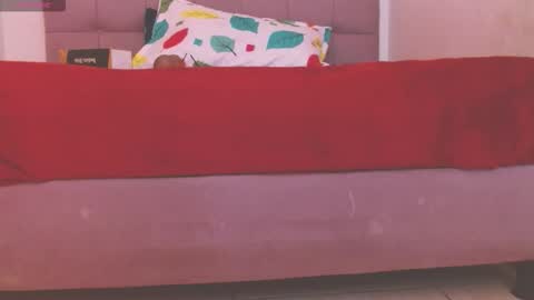 lola_wish online show from October 25, 2025, 5:04 am