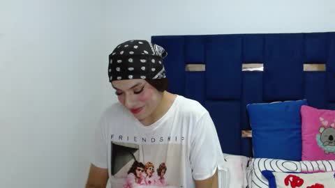 lolabloomx online show from June 2, 2026, 2:02 am