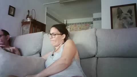 Snapshot of lolahueso chatting on July 30, 2026, 1:54 pm LOLA HUESO y ERIC online show from July 30, 2026, 1:54 pm