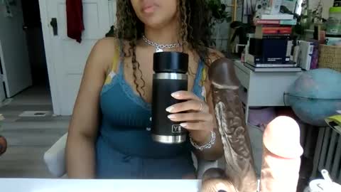 Snapshot of lolalustful chatting on May 29, 2026, 7:01 pm Lola Lustful online show from May 29, 2026, 7:01 pm