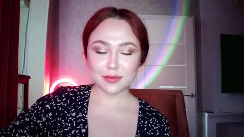 Lola online show from September 30, 2025, 12:32 pm