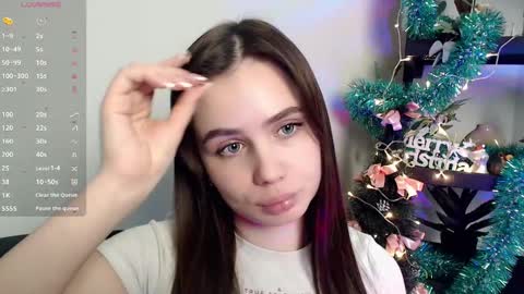 lolapalmer_ online show from December 20, 2024, 3:14 am