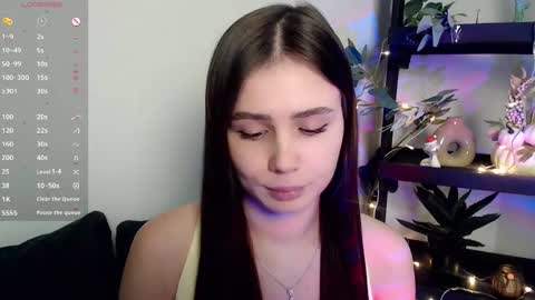 lolapalmer_ online show from January 25, 2025, 2:47 am