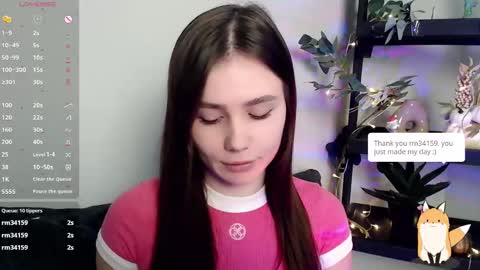 lolapalmer_ online show from January 30, 2025, 8:10 pm