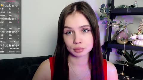 lolapalmer_ online show from March 8, 2025, 7:09 pm