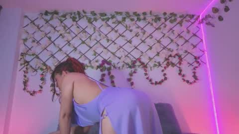 Snapshot of lolarosesxs chatting on November 5, 2025, 6:08 pm Lola online show from November 5, 2025, 6:08 pm