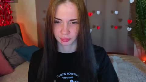 Lola online show from February 7, 2026, 9:35 am