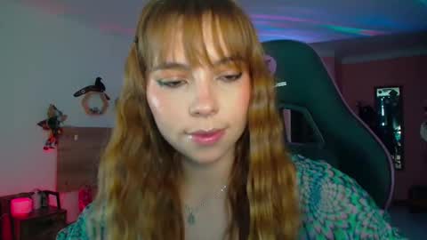 Lola doll online show from October 18, 2025, 8:53 pm