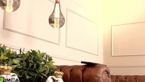 Rose online show from October 10, 2025, 3:38 am