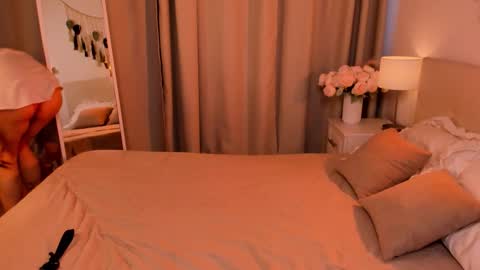 lollita online show from March 9, 2026, 6:28 am