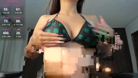 Snapshot of lolly18_ chatting on April 21, 2026, 8:12 pm lolly18_ online show from April 21, 2026, 8:12 pm