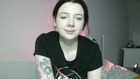 Snapshot of lollylol11 chatting on December 5, 2025, 2:36 pm Lilly online show from December 5, 2025, 2:36 pm