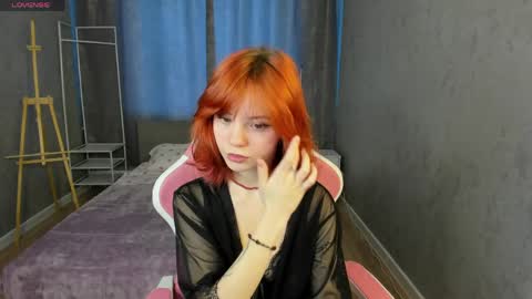 Snapshot of loly_cuttie chatting on March 28, 2026, 2:44 am Loly online show from March 28, 2026, 2:44 am