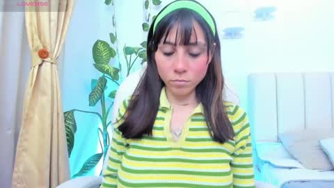 Snapshot of lolypink_ chatting on May 12, 2026, 1:52 pm Loly online show from May 12, 2026, 1:52 pm