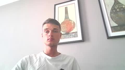 london_tomy online show from February 11, 2026, 8:58 pm