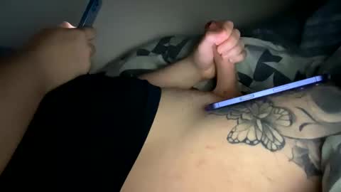 Snapshot of londonlibra99 chatting on October 30, 2025, 12:56 am londonlibra99 online show from October 30, 2025, 12:56 am