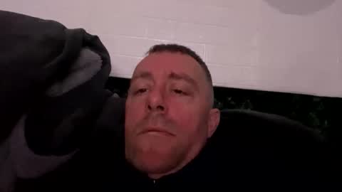 londonsbigbenxxx online show from December 14, 2025, 2:17 am