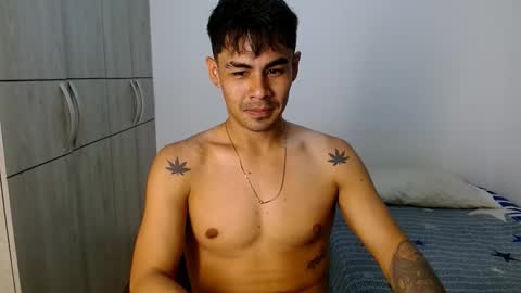 lonelydick2002 online show from November 5, 2025, 4:45 am