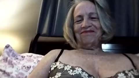 lonelylana1955 online show from October 22, 2025, 7:08 am