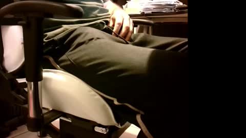 Snapshot of lonelypumabreizh chatting on October 5, 2025, 4:11 am Pumabreizh online show from October 5, 2025, 4:11 am