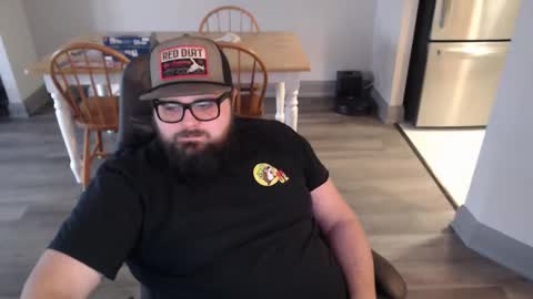 Snapshot of lonewolfgarage chatting on January 12, 2026, 5:18 pm lonewolfgarage online show from January 12, 2026, 5:18 pm