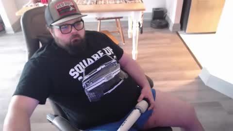 Snapshot of lonewolfgarage chatting on February 26, 2026, 6:40 pm lonewolfgarage online show from February 26, 2026, 6:40 pm