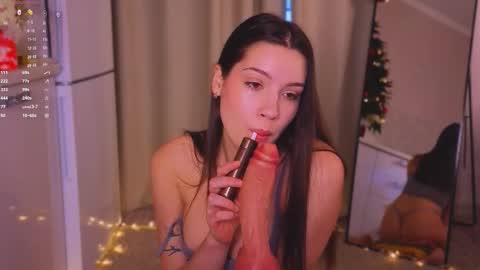 Snapshot of loney__tunes chatting on January 9, 2026, 9:45 am Shy EvaStreams are everyday 9 AM - 3 PM GMT 3 online show from January 9, 2026, 9:45 am
