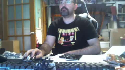 Snapshot of longandcut99 chatting on September 20, 2025, 4:08 pm longandcut99 online show from September 20, 2025, 4:08 pm