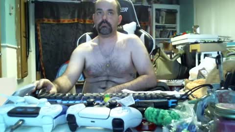 Snapshot of longandcut99 chatting on July 10, 2026, 5:59 pm longandcut99 online show from July 10, 2026, 5:59 pm