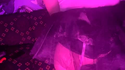 Snapshot of longbeachcd69 chatting on January 25, 2025, 8:31 am longbeachcd69 online show from January 25, 2025, 8:31 am