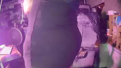 Snapshot of longbeachcd69 chatting on October 13, 2025, 8:25 am longbeachcd69 online show from October 13, 2025, 8:25 am