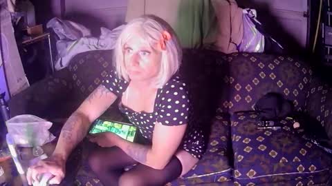 Snapshot of longbeachcd69 chatting on November 7, 2025, 9:42 am longbeachcd69 online show from November 7, 2025, 9:42 am